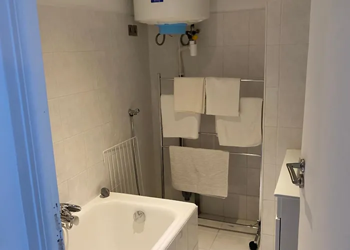 Flores Apartmán *